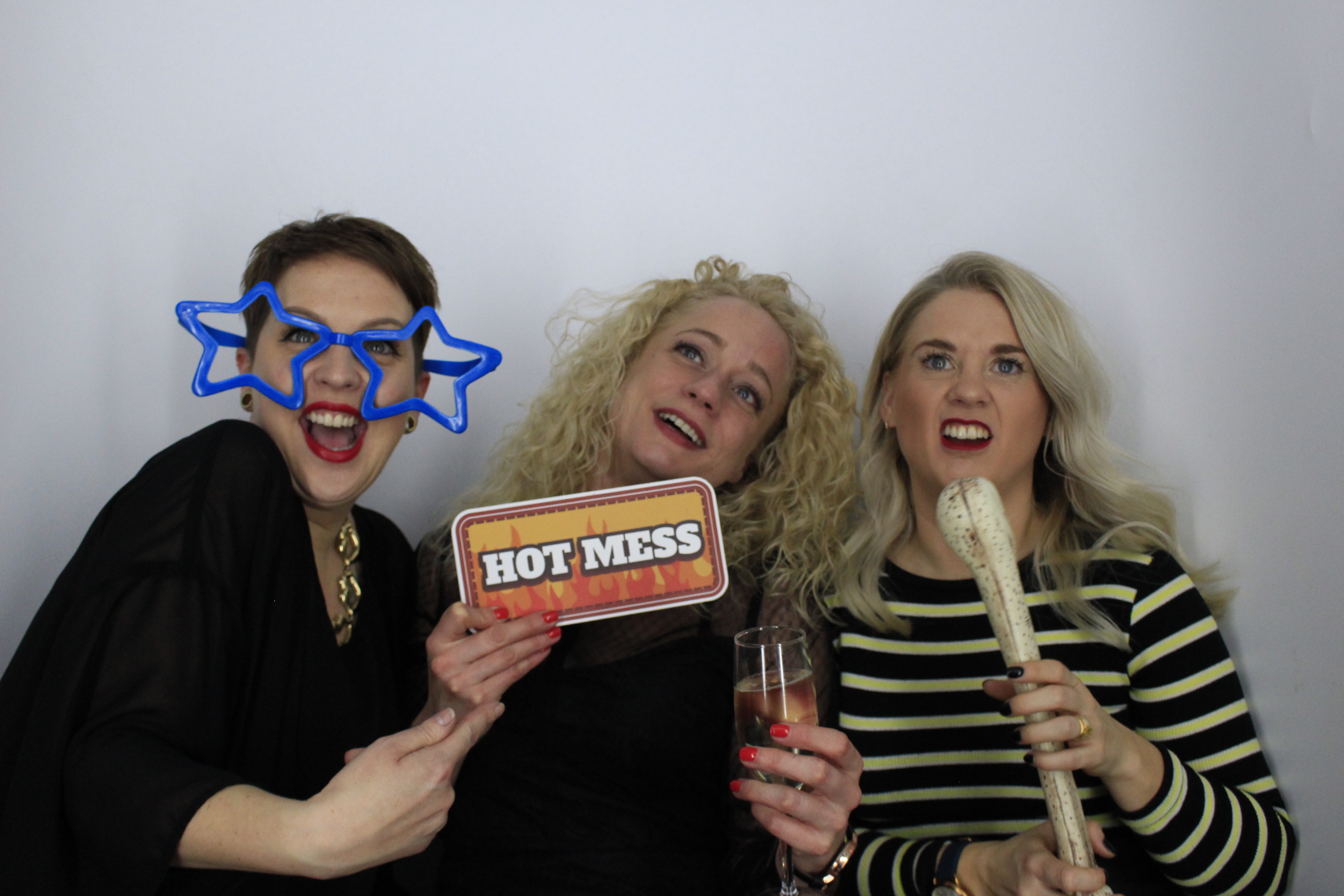 Darren and sarah’s 40th birthday celebration | View more photos from the event at gallery.myphotoboothexperience.co.uk/u/MyPhotoBoothExperienceLtd/Darren-and-sarah’s-40th-birthday-celebration
